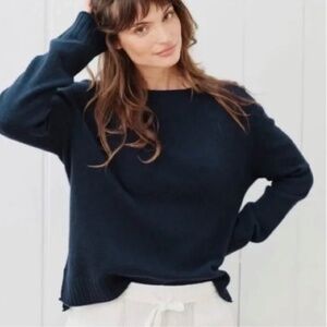 JENNI KAYNE Everyday Wool/Viscose/Cashmere Blend Crewneck Sweater in Navy - S